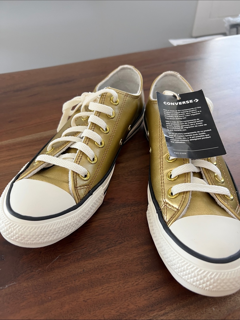 Converse Low-Top Sneakers in Metallic Gold and White - Picture 3 of 6